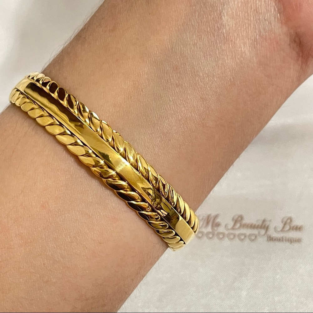 Goddess Cuff Bangle - Picture 2 of 5